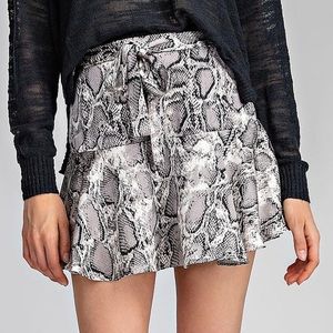 NWT Boutique Snake Print Party Skirt Skort